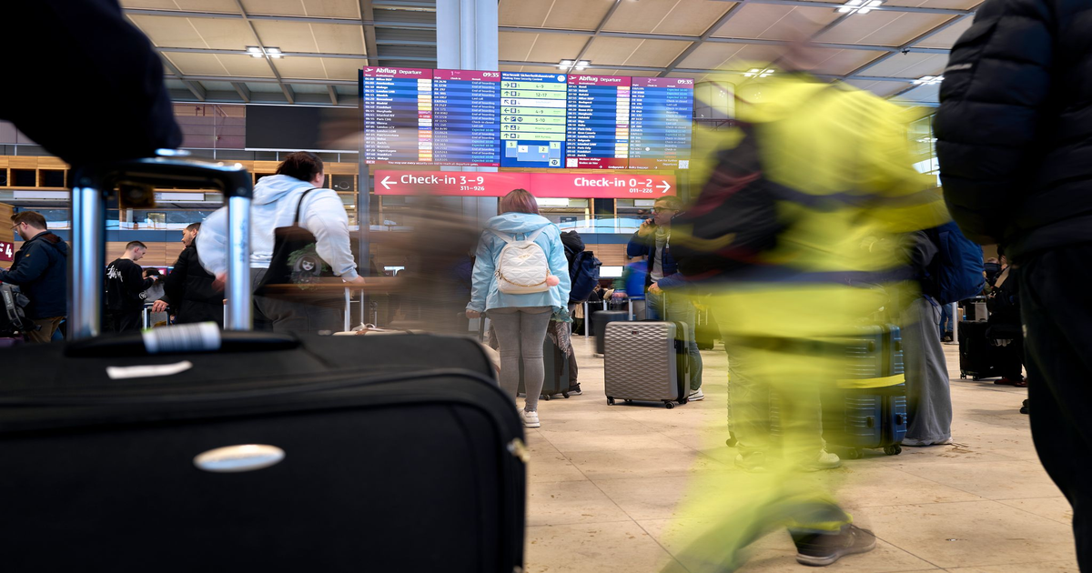 Gefahr-f-r-Leib-und-Leben-BER-stoppt-kompletten-Flugbetrieb-wegen-Blitzeis