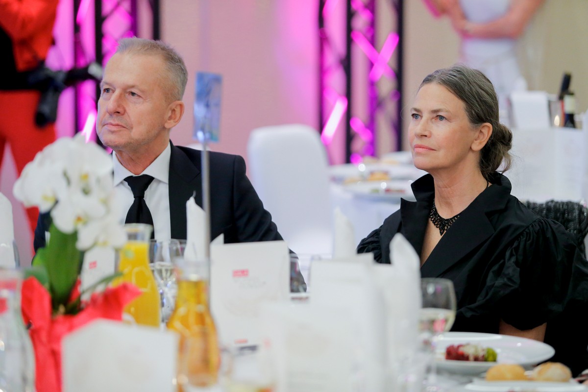 Lidia Popiel i Bogusław Linda są razem od ponad 25 lat. Modelka zdradziła, na czym polega sukces ich relacji