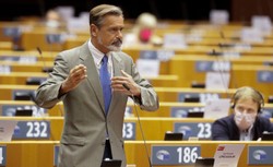 "Polska" debata w europarlamencie. "Kryzys praworządności" kontra "nagonka na PiS"