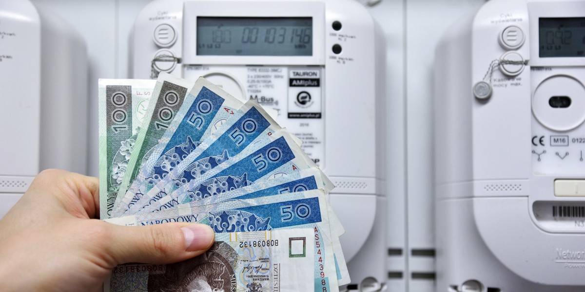 Firmy muszą dziś złożyć specjalne świadczenie, jeśli chcą kupować energię od grudnia w cenie 79 groszy za kWh