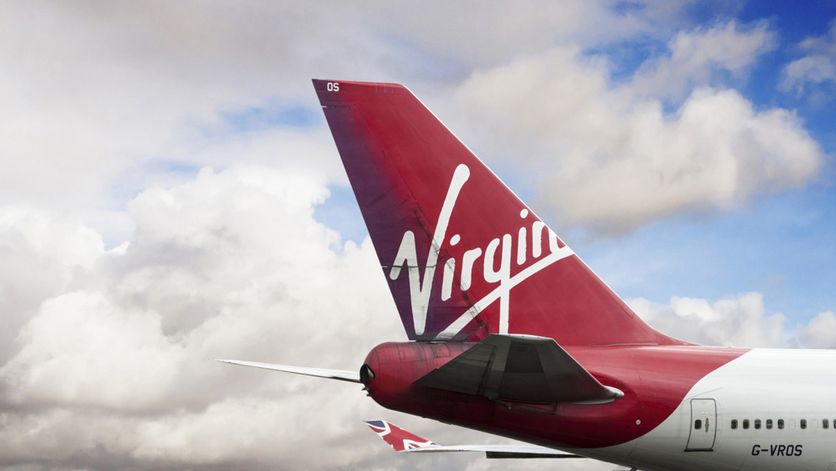 Daisy James z brytyjskiego Gloucestershire, miała lecieć liniami Virgin Airlines z Waszyngtonu do Londynu. Dziewczynka wracała z wakacji razem ze swoimi dziadkami, którzy zdecydowali się nią zająć podczas letniej przerwy. Jeszcze przed startem samolotu 4-latka doznała poważnych obrażeń, gdy poduszka powietrzna zamontowana w pasach bezpieczeństwa wybuchła jej prosto w twarz.