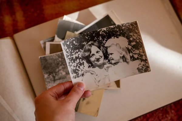 Natalija je nestala na putu do škole 1991, a 35 godina kasnije sestra je NAŠLA NJEN DNEVNIK i odmah otrčala na autobusku stanicu: Tu se razmotalo klupko i otkrila BOLNA ISTINA