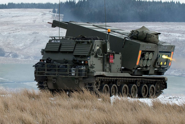 Amerykańska wyrzutnia rakiet MLRS