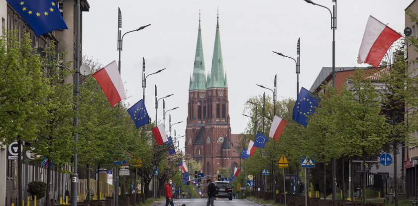 Czy mamy zaufanie do Unii? Zaskakujące wyniki sondażu