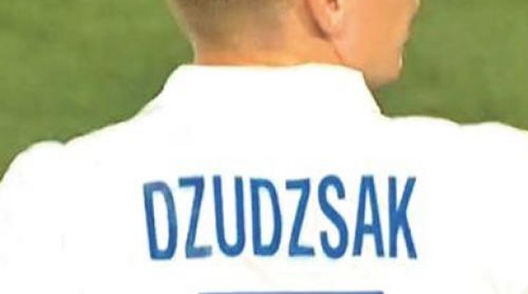 Elírták: Dzudzsak mezben Dzsudzsák