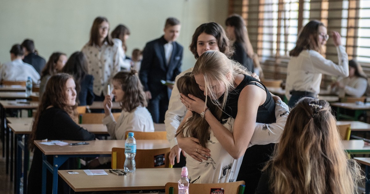 Czym jest emocjonalna huśtawka przed egzaminem? "Żyję w niepewności i w zawieszeniu"