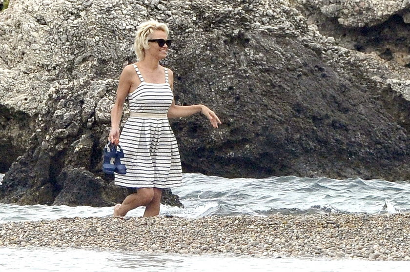 Pamela Anderson na plaży we Włoszech