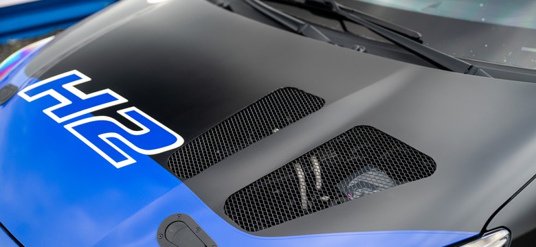 Tak Toyota ratuje silnik spalinowy. 3 nowe modele to pokaz siły