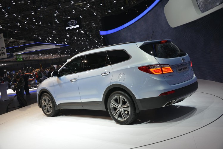 Hyundai grand santa fe