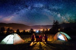 Wakacje pod namiotem. Jak się do nich przygotować?