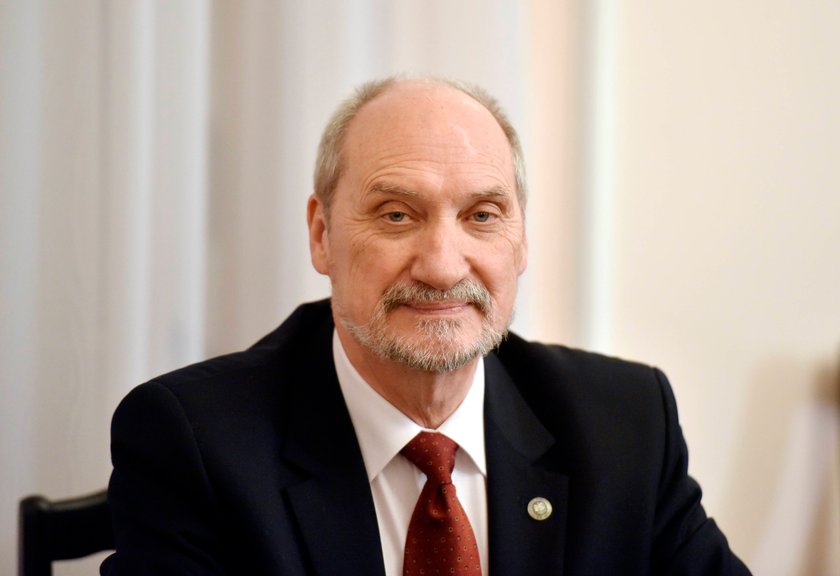 Macierewicz zrobi Kuklińskiego generałem?