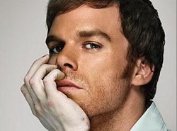 Gwiazdor "Dextera" walczy z rakiem