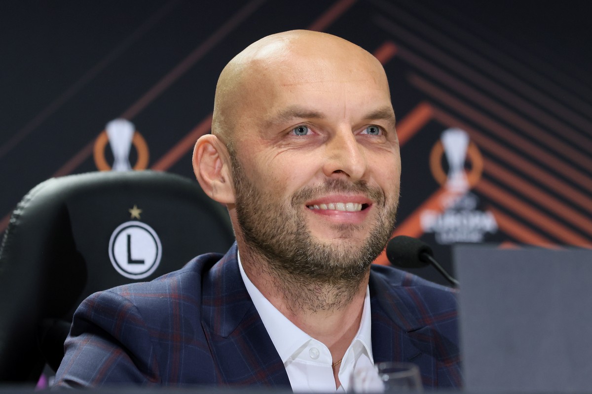 Trener Legii Marek Gołębiewski