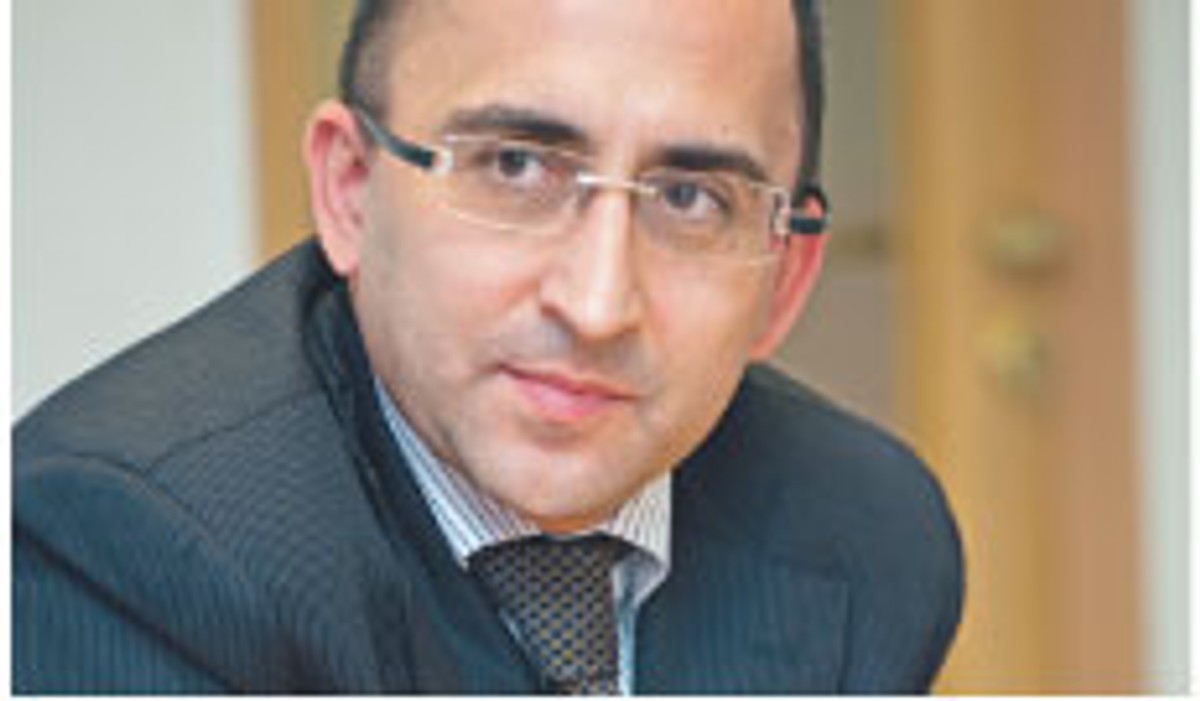 Andrzej Dębiec, partner, kancelaria Lovells