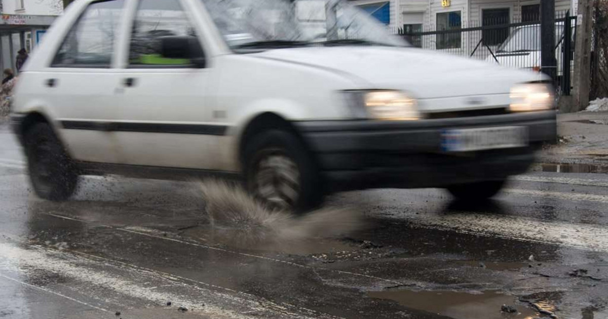 Kto odpowiada za dziurę w drodze?