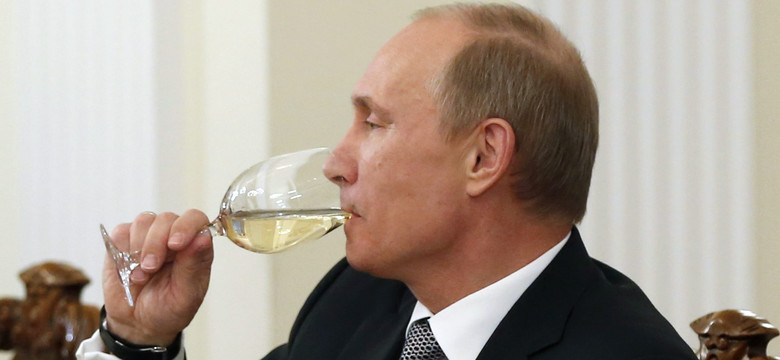 Putin zaniepokojony stanem osób z najbliższego kręgu. "Od lutego tak rozładowują stres"