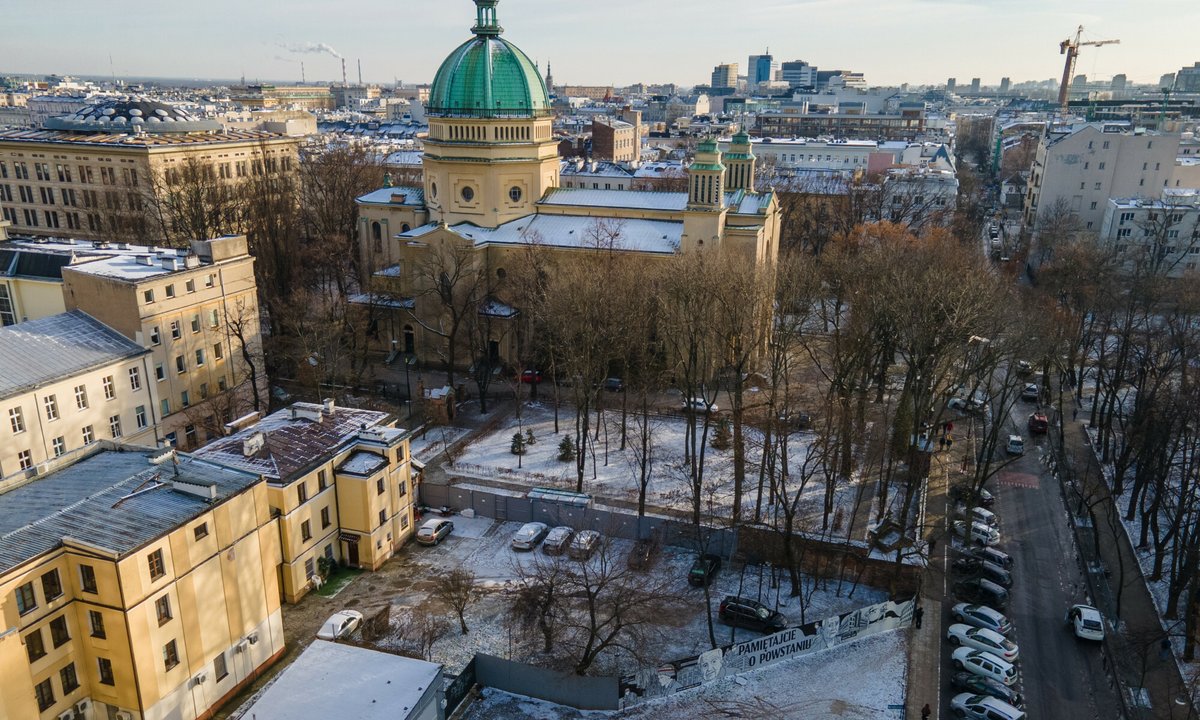 Zwrot w sprawie "kościelnego" wieżowca w Warszawie. Pojawiła się przeszkoda