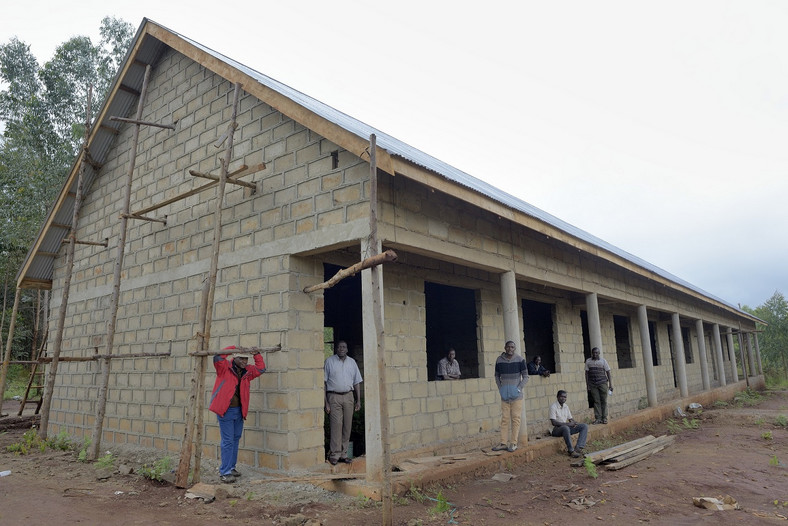 Budowa szkoły w Tanzanii