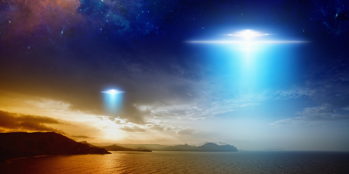 Tajemnicze światła na irlandzkim niebie. Piloci mówią o UFO
