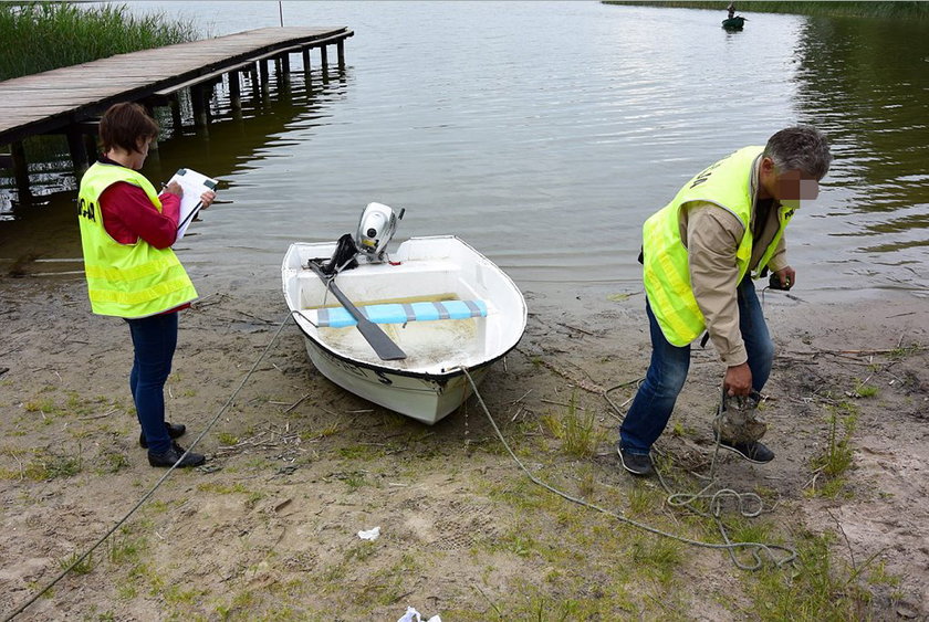 Łódź wędkarska wywróciła się na jeziorze pod Ostródą