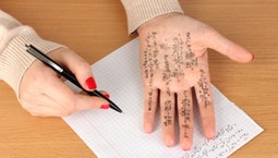 Egzamin ósmoklasisty 2026: Ściąganie na egzaminie – konsekwencje i procedury