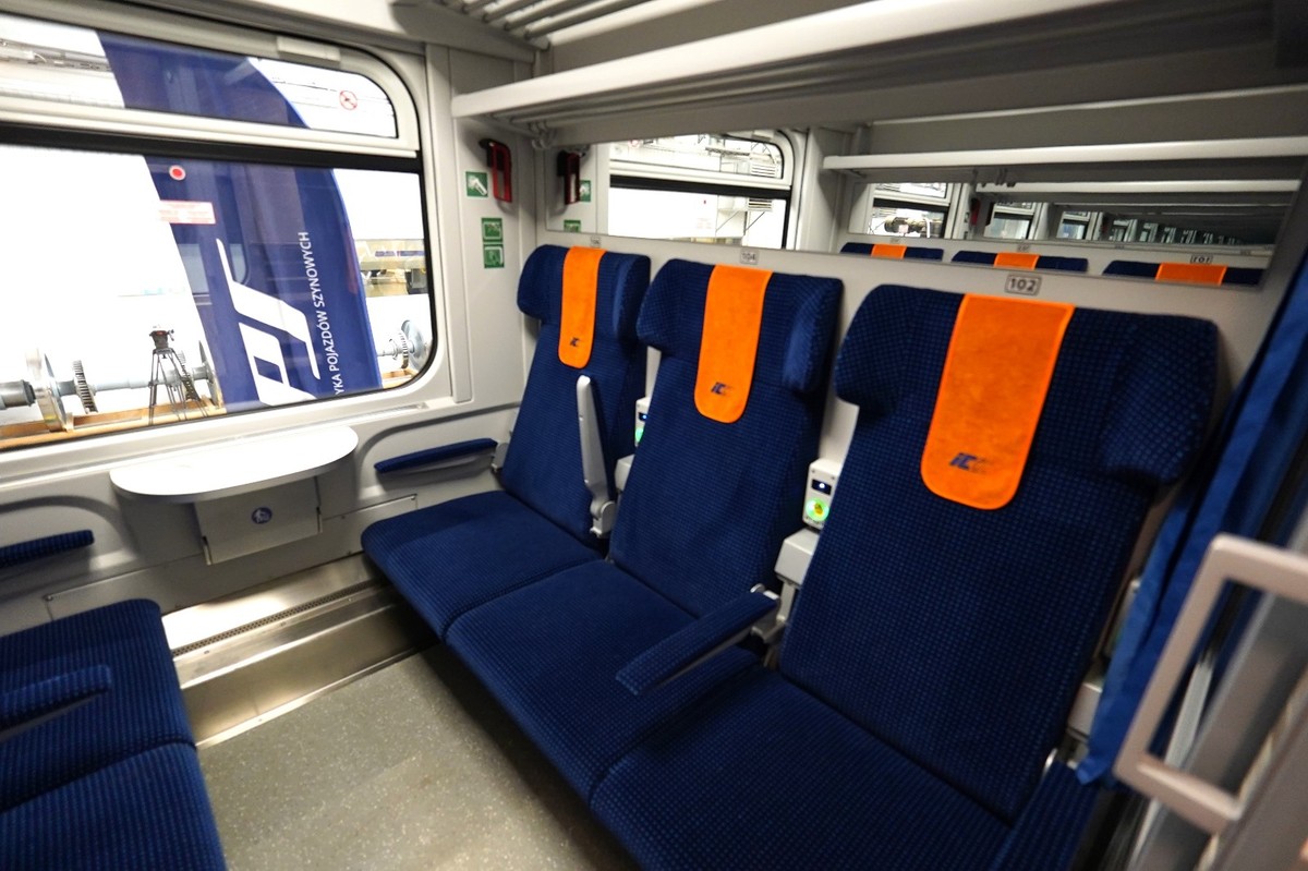 Wygodnie i szybko. Tak wyglądają nowe wagony PKP Intercity, które rozwiną prędkość do 200 km/h