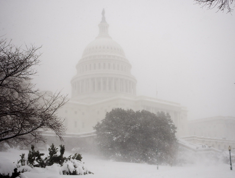 Waszyngton walczy z zimowym atakiem
