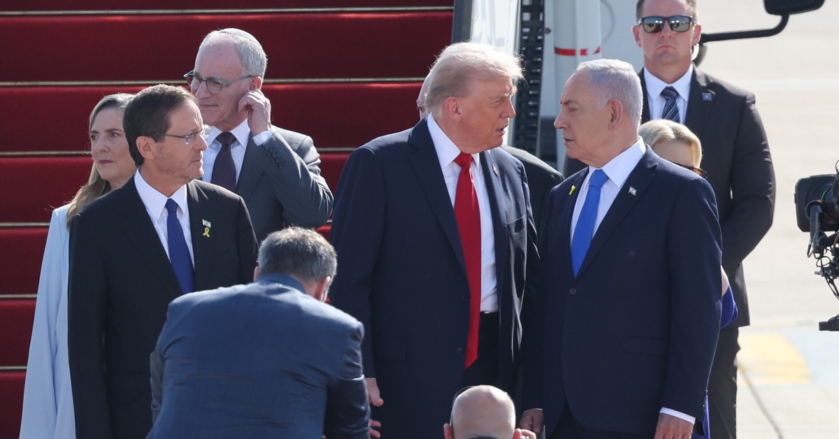 Trump's historical  speech in Israel: "The end of the era of panic  and death, and the beginning of the era of religion  and God."