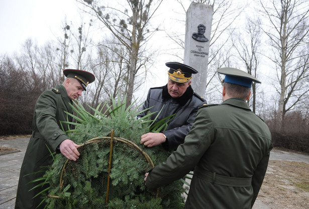 Rosjanie zabiorą niechciany w Polsce pomnik gen. Czerniachowskiego