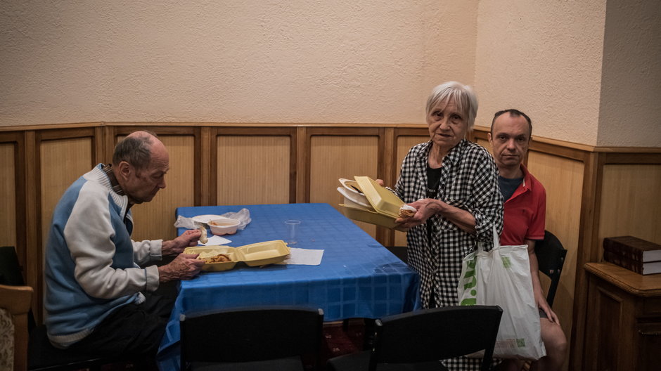 Ukraińcy żydowskiego pochodzenia po ucieczce z kraju rejestrują się w Kiszyniowie w Mołdawii. Stąd Agencja Żydowska przerzuca ich do Izraela. Maj 2022 r.