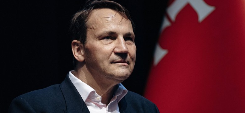 Sikorski o Czarnku: Homofob, nieuk i cham