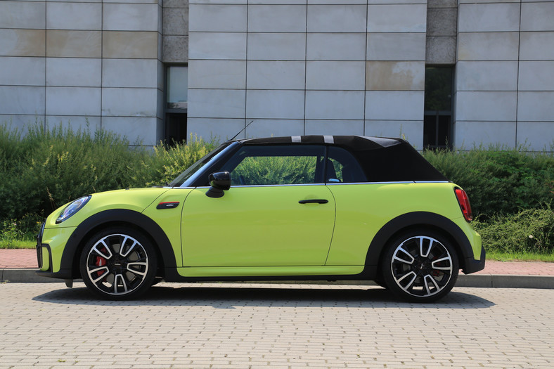 MINI John Cooper Works Cabrio (F57 2021)