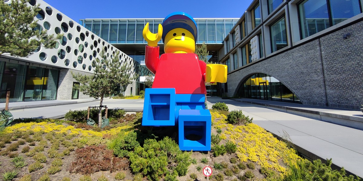 Lego nawiązuje współprace z japońskimi firmami
