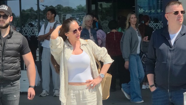Ceca Ražnatović na aerodromu 