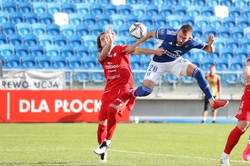 Sekulski bohaterem meczu Wisły z Wisłą. Dwie "główki", dwa gole [WIDEO]