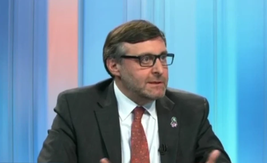 Palmer: ukidanje taksi na robu iz Srbije put je ka dijalogu.