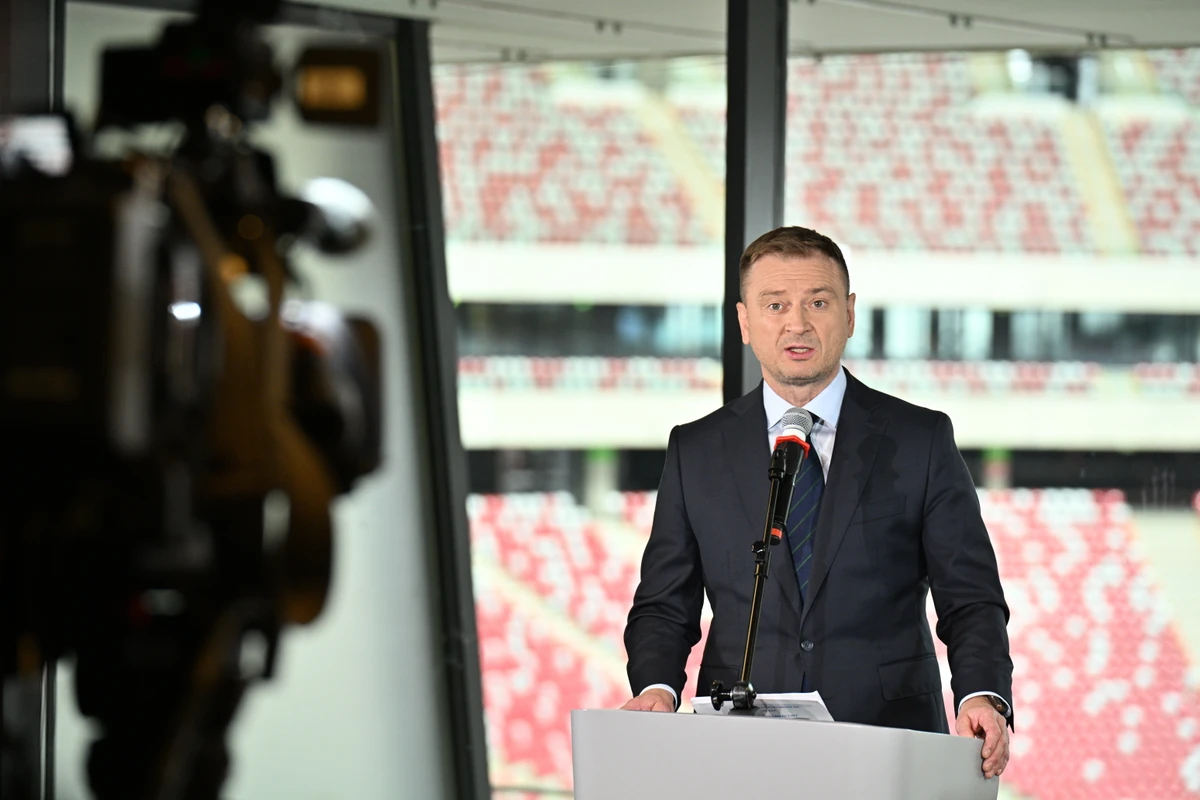 Sławomir Nitras: PiS powinien zostawić polski sport w spokoju - brak finansowania dla PKOl