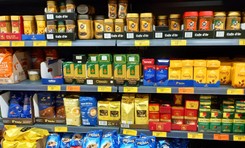 Znana sieć wyprzedaje dobrą kawę. Druga taniej o 90 proc.