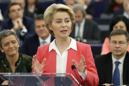 Parlament Europejski poparł KE Ursuli von der Leyen