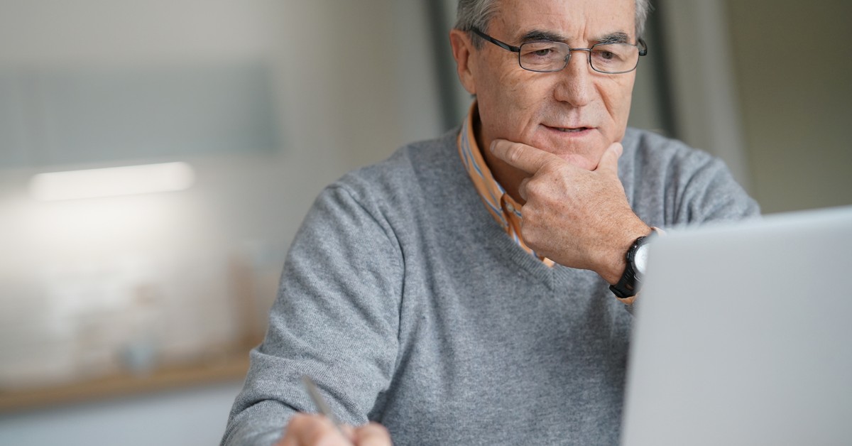 Zatrudnienie emeryta. Jakie składki odprowadzi za niego firma?