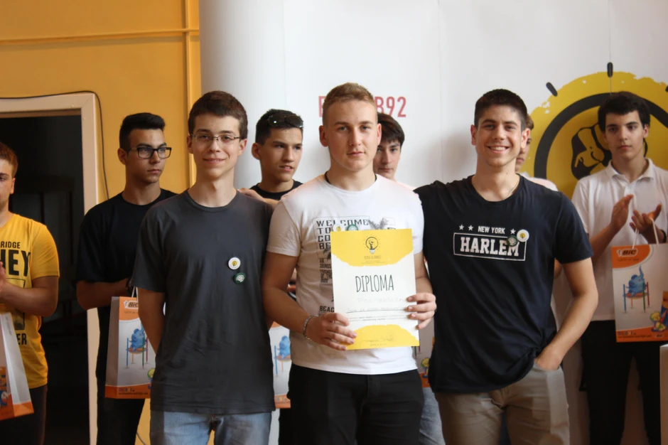 Učenici "Politehnike" primile nagrade i diplomu