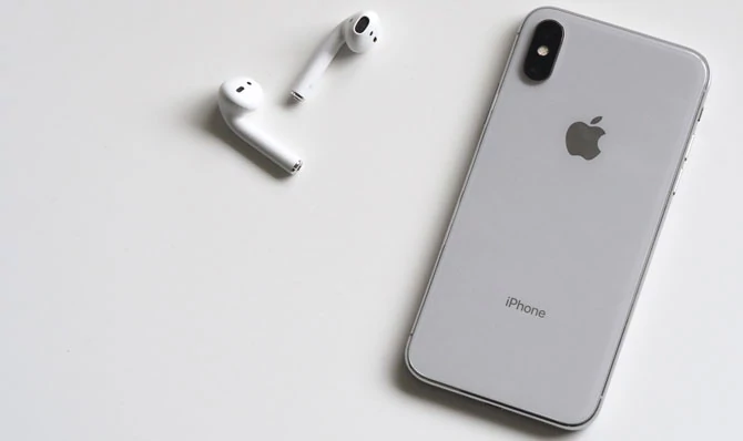 Apple AirPods 2