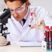 Pajzsmirigybetegségre gyanakszik? A TSH mellett ezt is ellenőritesse a laborral