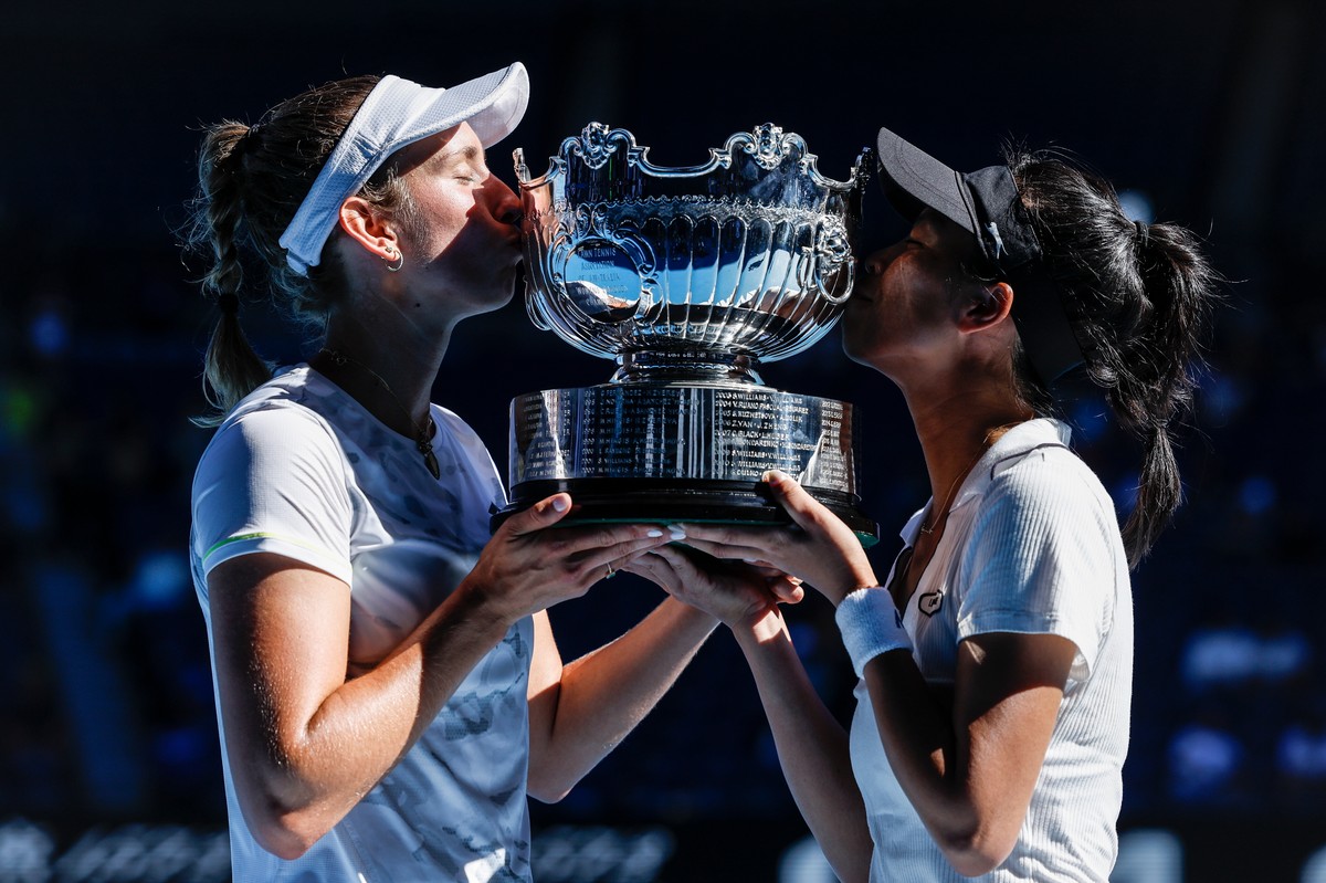 Belgijka Elise Mertens i tenisistka z Tajwanu Su-Wei Hsieh wygrały deblową rywalizację w Australian Open