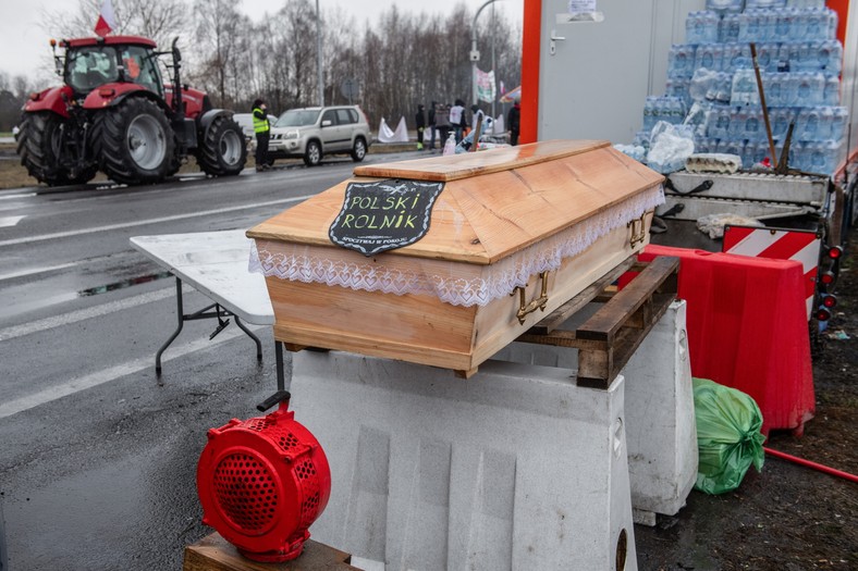 Protest rolników w Dorohusku. Rolnicy zebrali się przed polsko-ukraińskim przejściem granicznym. Fot. Wojtek Jargiło