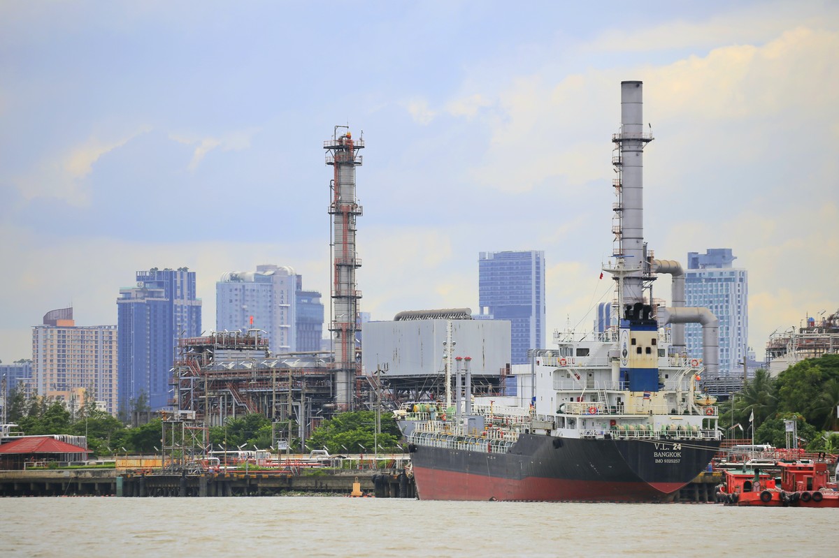 "Będziemy piekielnie bombardować". Trump: Wiele państw wyśle okręty do cieśniny Ormuz