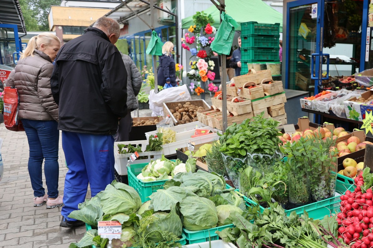 Zapowiadają się słabe zbiory owoców i warzyw. To przełoży się na ceny