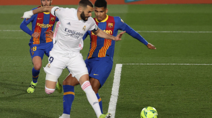 Karim Benzema sarokkal szerzett szenzációs gólt a Realnak / Fotó: GettyImages