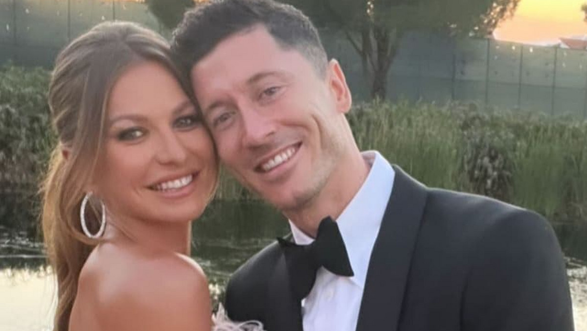 Anna Lewandowska zadała szyku na weselu. Cena kreacji i butów zwala z nóg