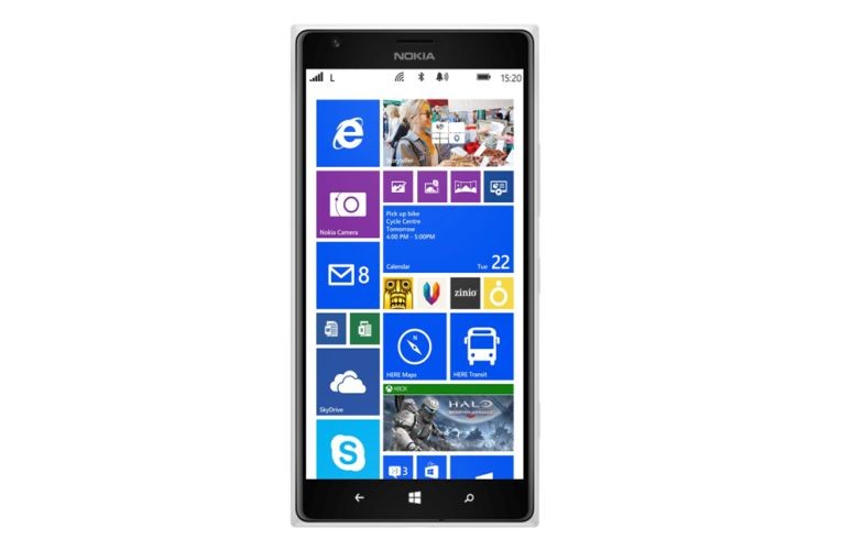 Nokia 1520Największy do tej pory smartfon fińskiego producenta i droższy odpowiednik wprowadzonego niedawno do sprzedaży modelu 1320.  Z ekranem 6 cali śmiało może konkurować z największymi na rynku. Fablet jest dla tych, którzy nie mają awersji do mobilnego Windowsa i „kafelków” na głównym ekranie urządzenia. , Nokia 1520 to pierwszy telefon z Windows Phone, który ma rozdzielczość ekranu 1920 x 1080. Dotąd system Microsoftu nie obsługiwał tak wysokich rozdzielczości. Tradycyjnie jak w innych Lumiach, 1520 ma niezły aparat fotograficzny o rozdzielczości 20 megapikseli. Cena słuchawki jest też „mega” – w listopadzie 2013 r. w chwili premiery kosztowała prawie 3 tys. zł.